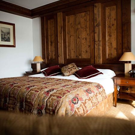 Hotel Les Barmes De L'Ours Val-dʼIsère الغرفة الصورة