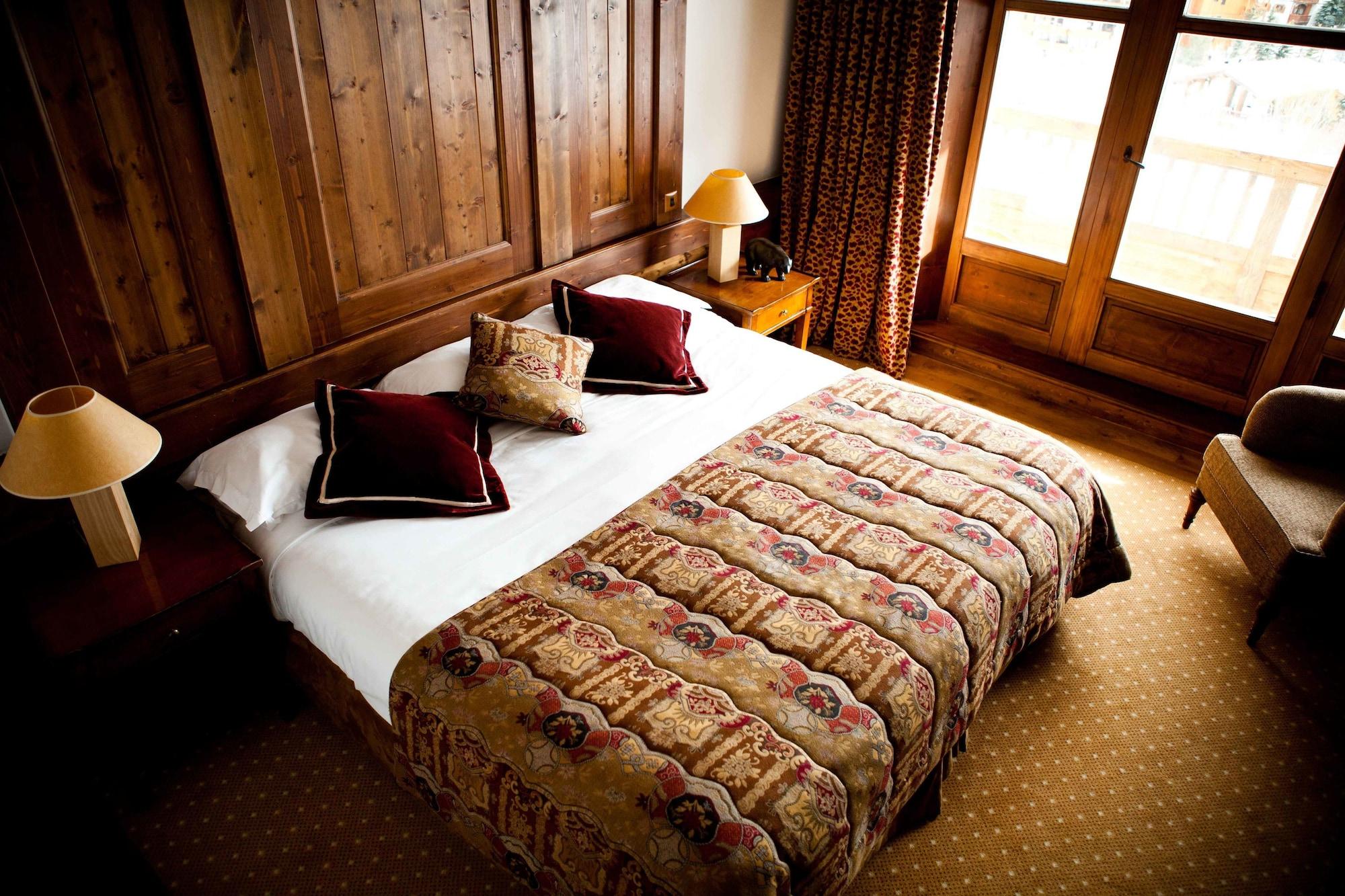 Hotel Les Barmes De L'Ours Val-dʼIsère المظهر الخارجي الصورة
