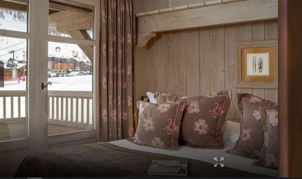 Hotel Les Barmes De L'Ours Val-dʼIsère المظهر الخارجي الصورة